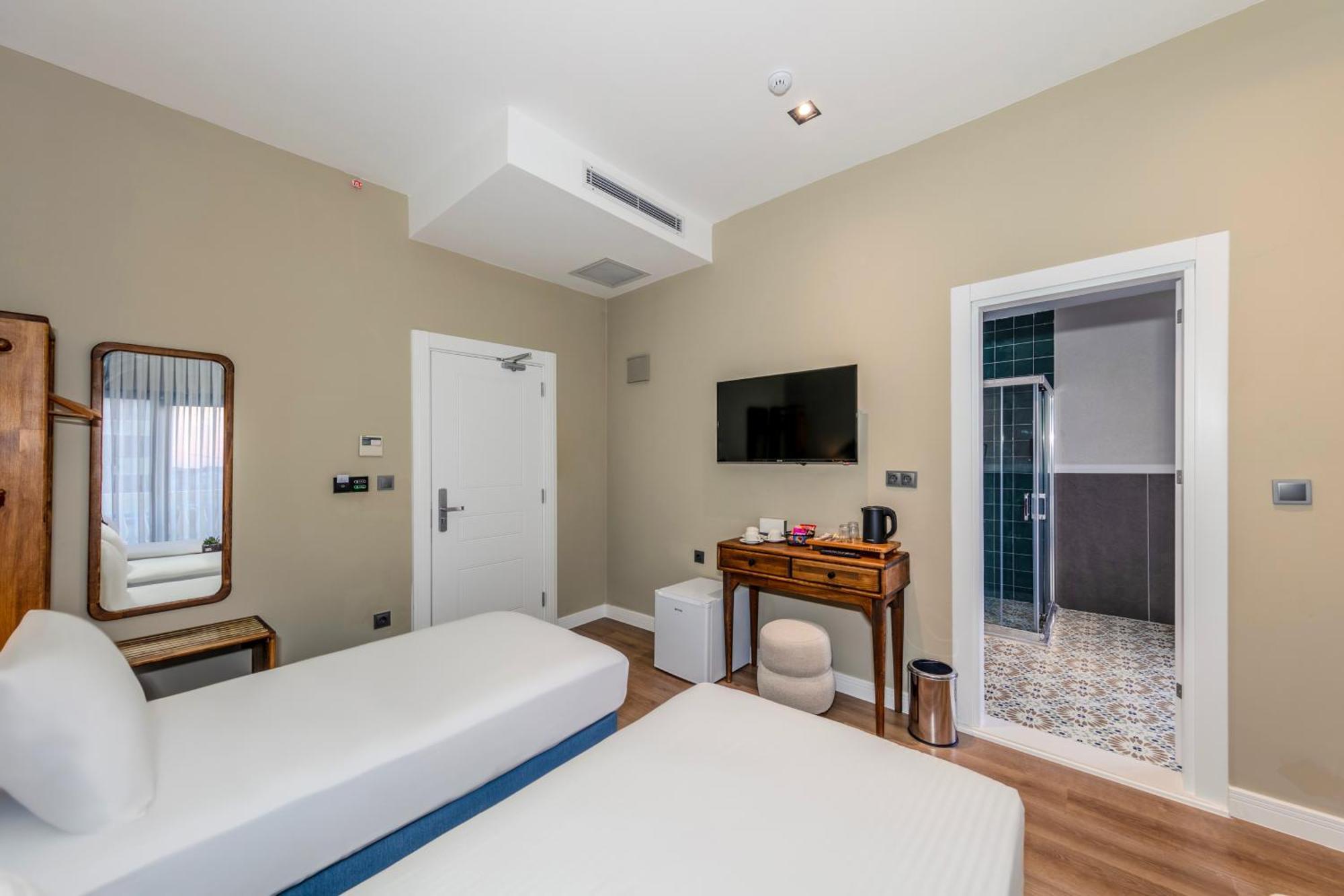Nenessa Airport Hotel Arnavutkoy Exteriör bild